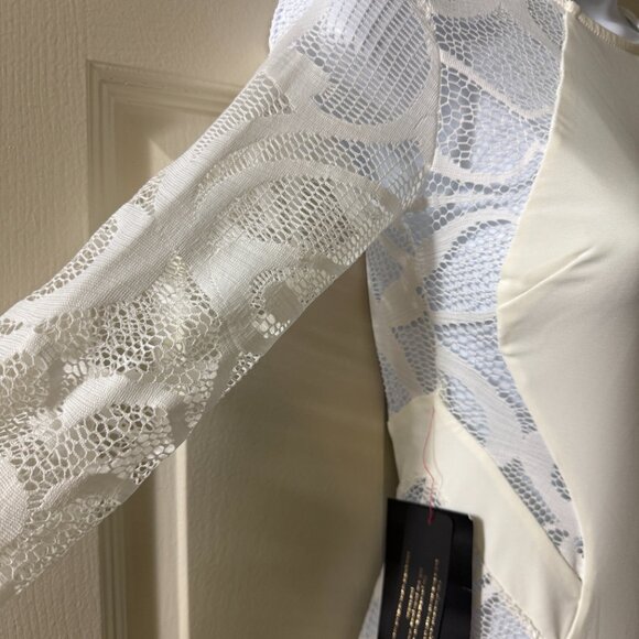 Brand New W/T Bebe Petite Off White Long Sleeve Lace Gown – XXSP - Picture 4 of 12